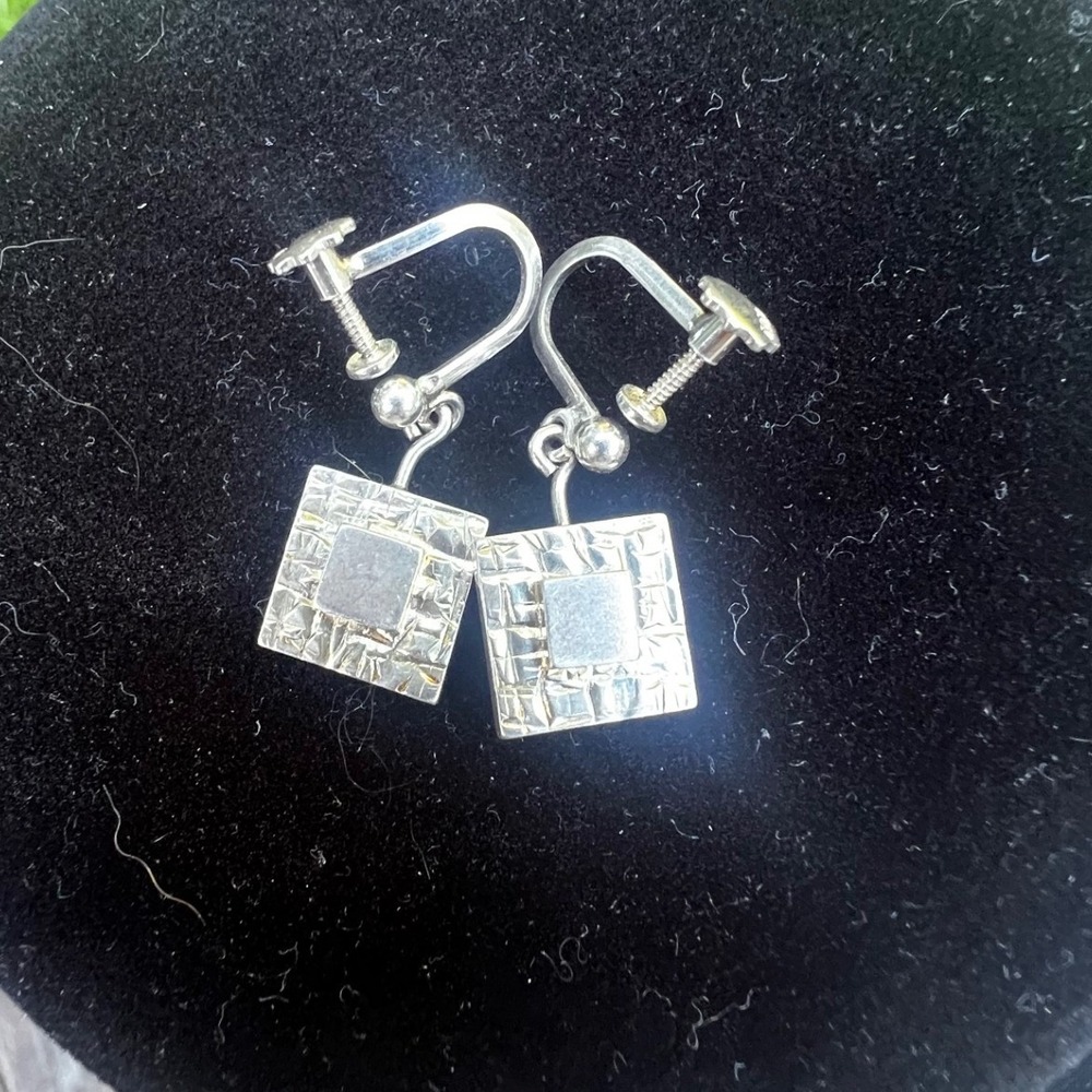 Vtg MCM Brutalist 830 Silver Textured Square Screw Back Earrings